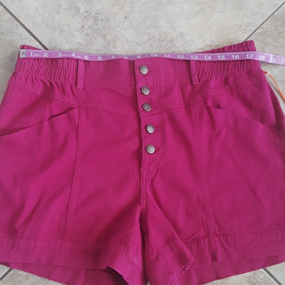 Knox Rose. Summer Shorts. Size: L. - Picture 3 of 8